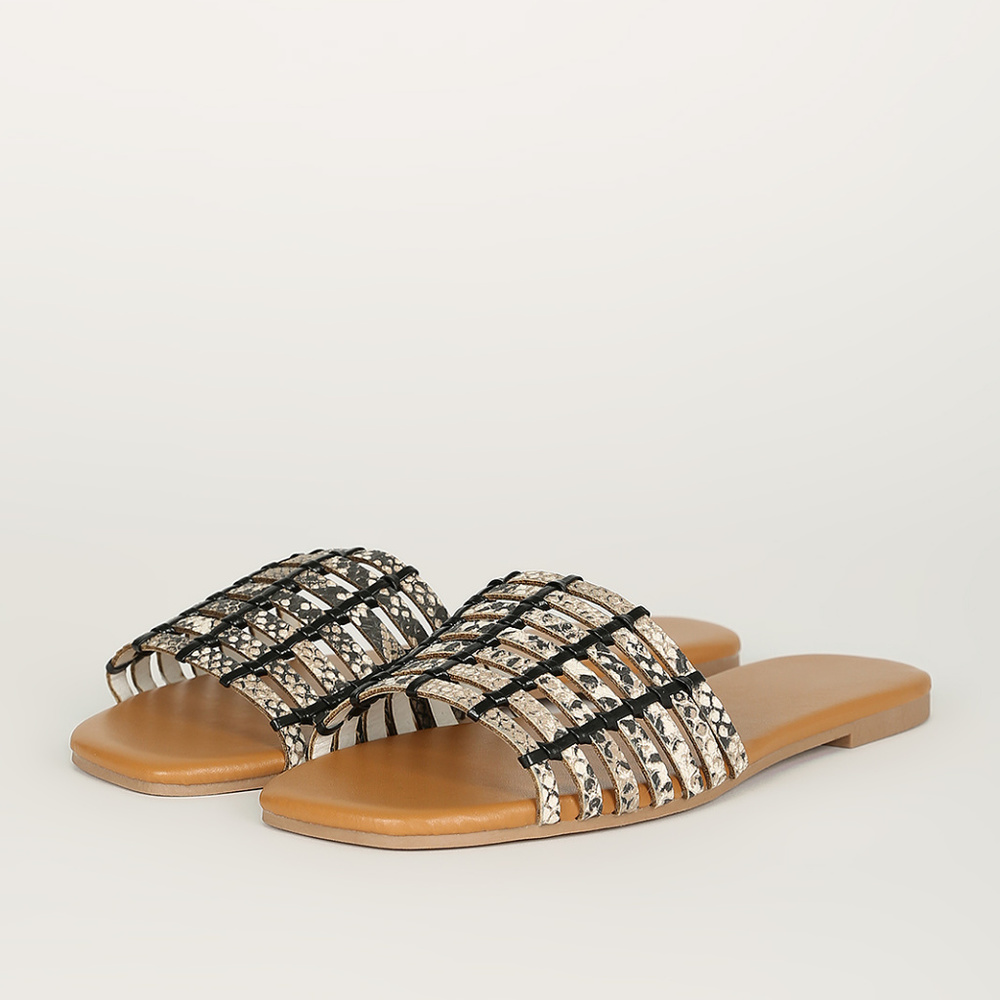 Fiercely Chic - Beige Snake Weaved Sandals - Picture 8 of 8